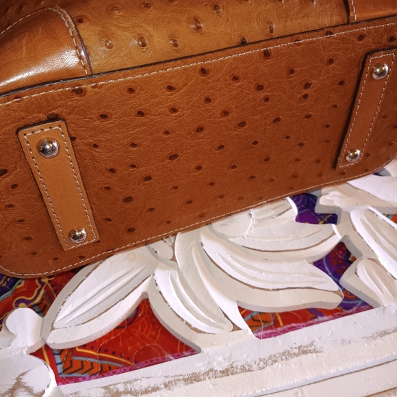 BEAUTIFUL! DOONEY & BOURKE OSTRICH EMBOSSED SHOULDER BAG - Picture 6 of 8